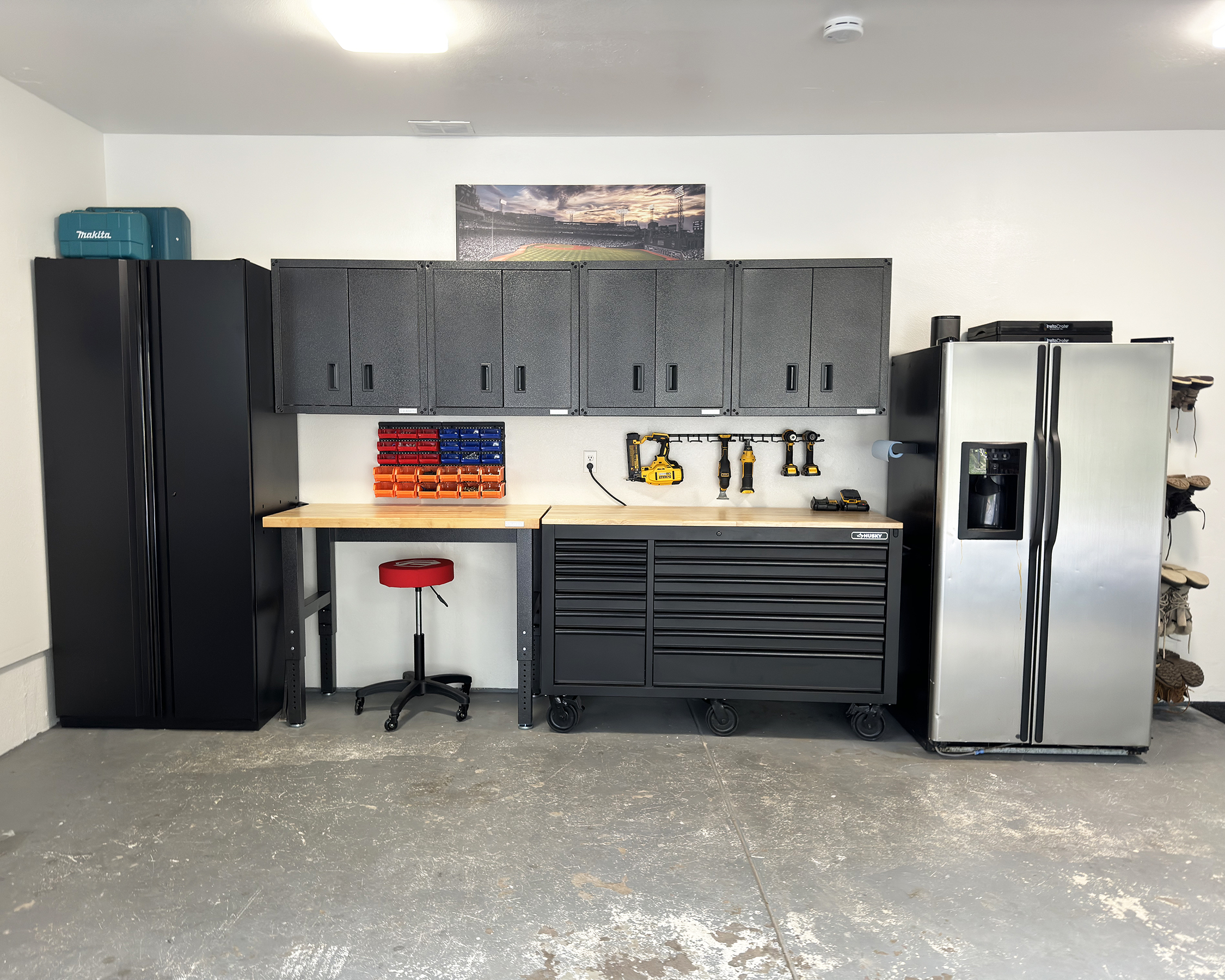 garage cabinets and workbench set up