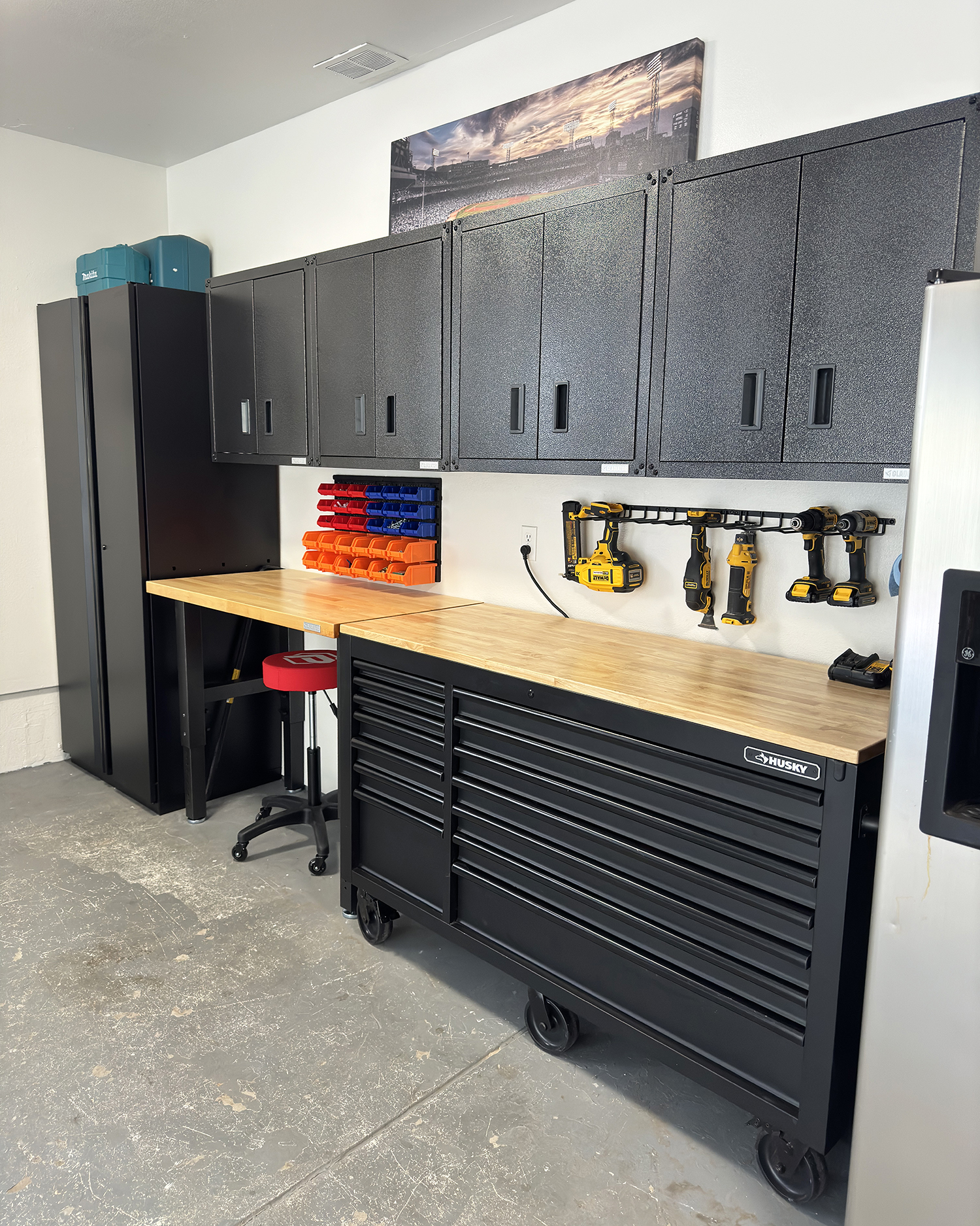 garage cabinets and workbench 