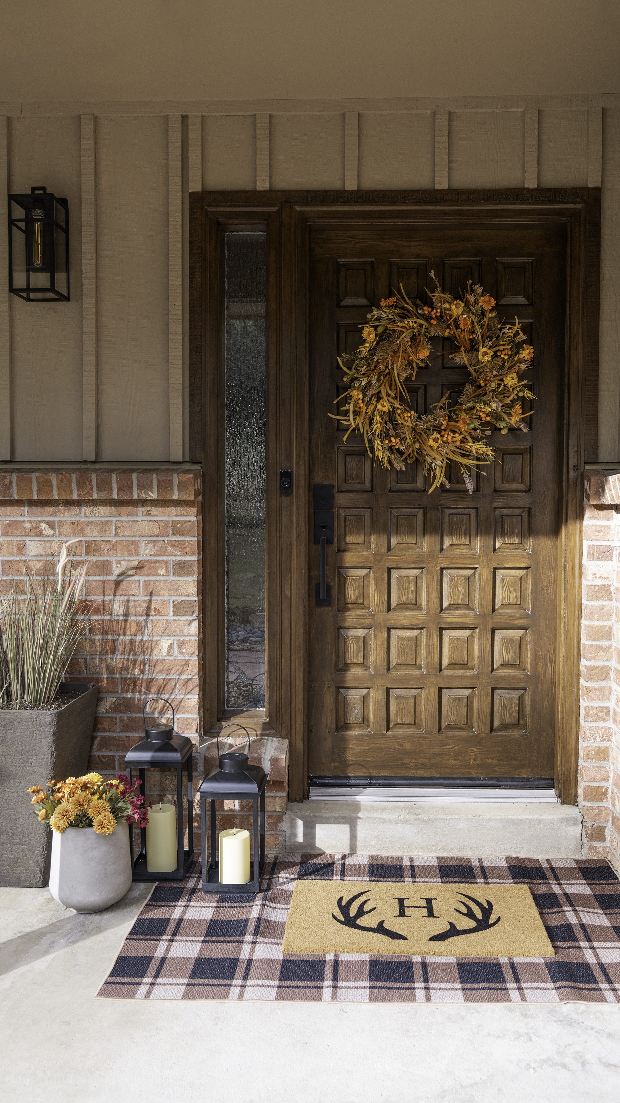 Faux wood front door makeover using Retique It liquid wood in dark oak